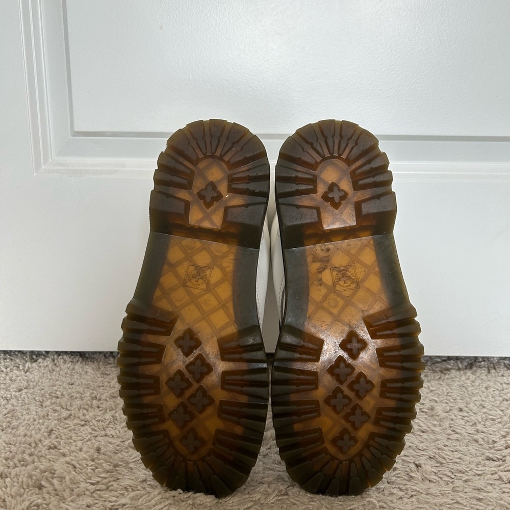 Doc Martens - Picture 6 of 6
